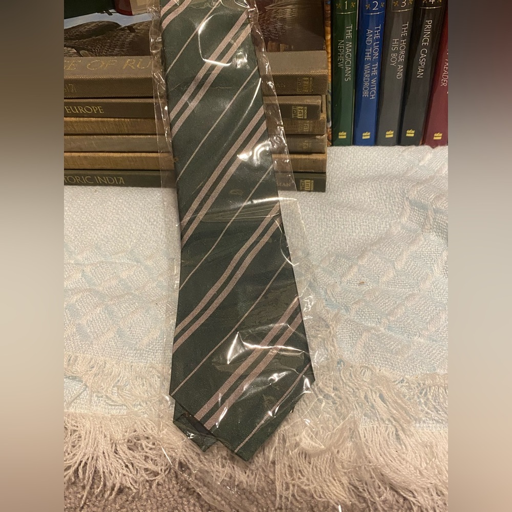 Official Harry Potter Slytherin Tie